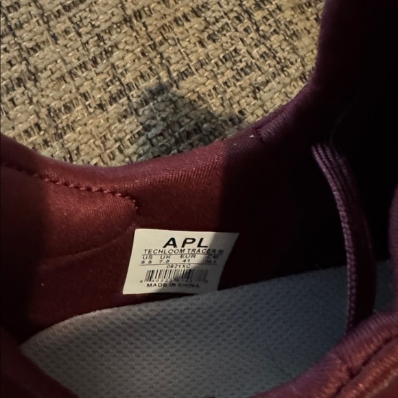 APL TechLoom Tracer Knit Running Sneakers Men’s 8.5 Burgundy White NWOT $230 - Picture 6 of 8